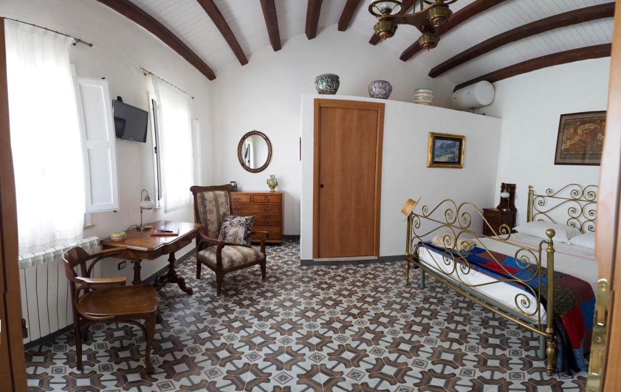 B&B Manca1Fiorino Бузето-Палиццоло Номер фото